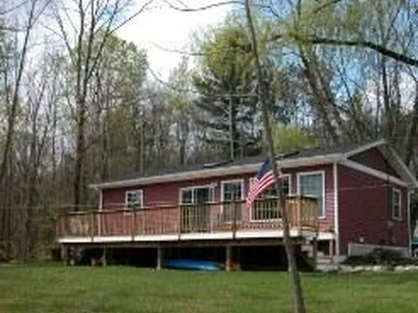 180 Shadow Ln, Hinesburg, VT 05461