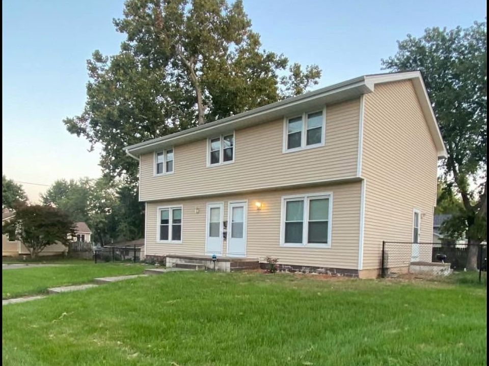 1st image of 1200-1204 SW Watrous Ave