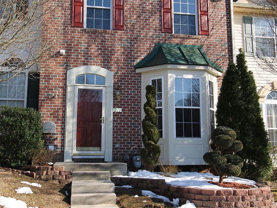 213 Mary Jane Lane