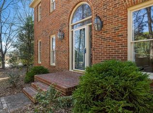8440 Haven Wood Trl, Roswell, GA 30076