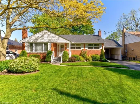 50 Wandsworth Pl, Kitchener, ON N2B 1J1