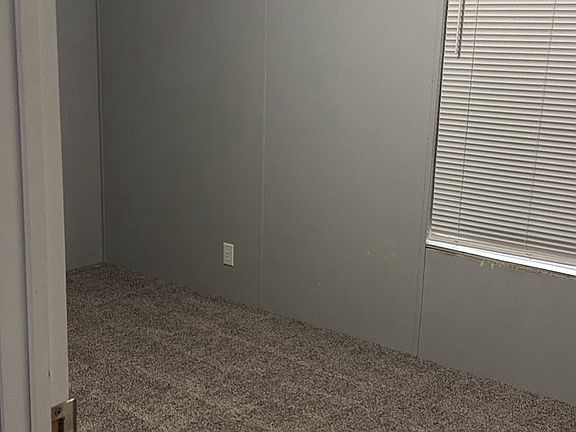 5th image of 3702 Diplomat Ln