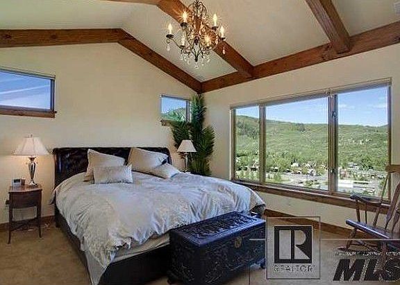 5th image of 591 Sandhill Cir