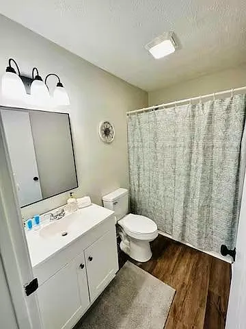 Unit Photo