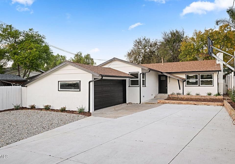1st image of 2457 Chiquita Ln