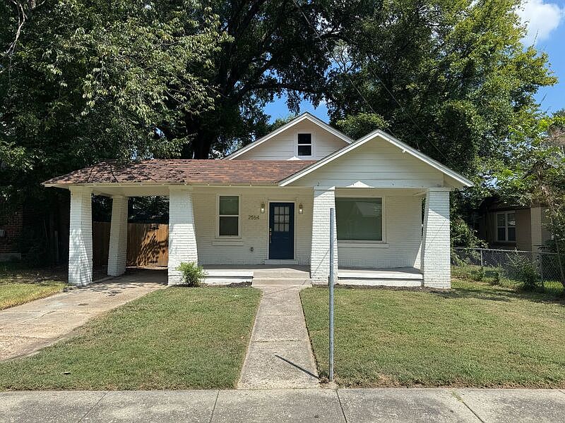 1st image of 2554 Selman Ave