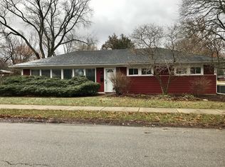 804 E Elm St, Wheaton, IL 60189