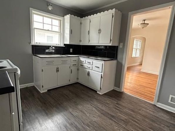 1202 N Drexel Ave