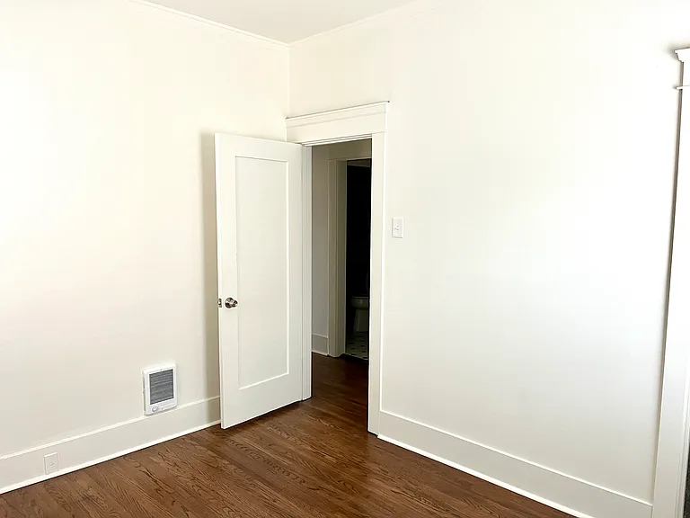 3929 E 3rd St #3935 — Photo 11