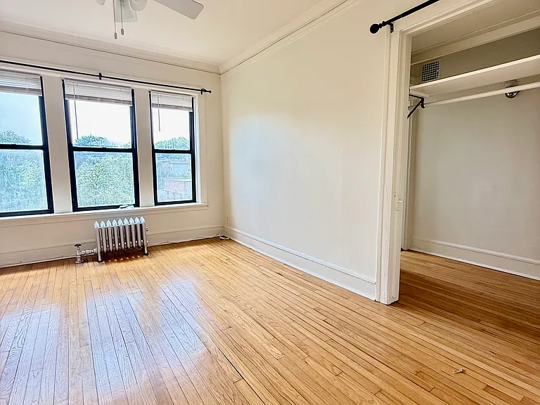 2321 N Spaulding Ave #2B — Photo 5