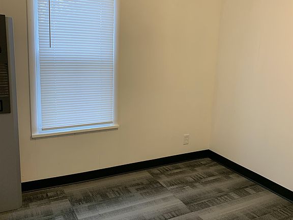 3rd image of 314 Melville St #1/2