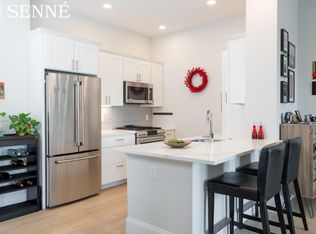 97 Fawcett St #303, Cambridge, MA 02138