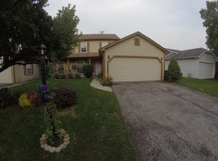 1724 Ranchview Dr, Naperville, IL 60565