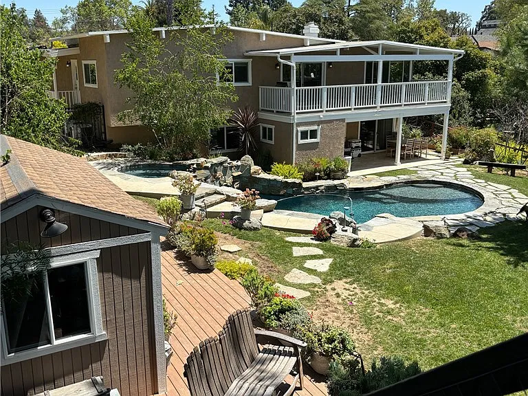 1014 Hacienda Dr — Photo 20