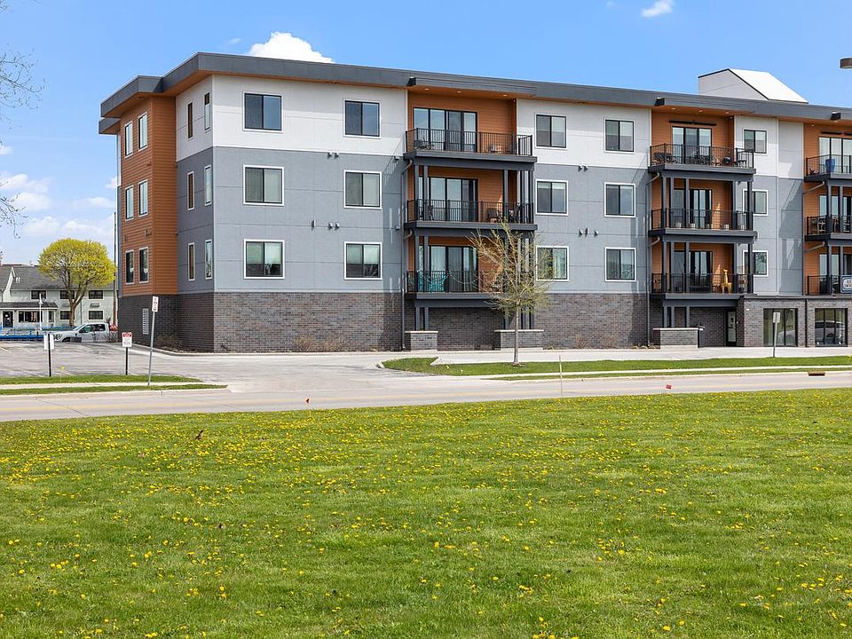 1st image of 750 S Pier DRIVE #21