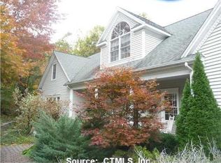 40 Broadway, Trumbull, CT 06611