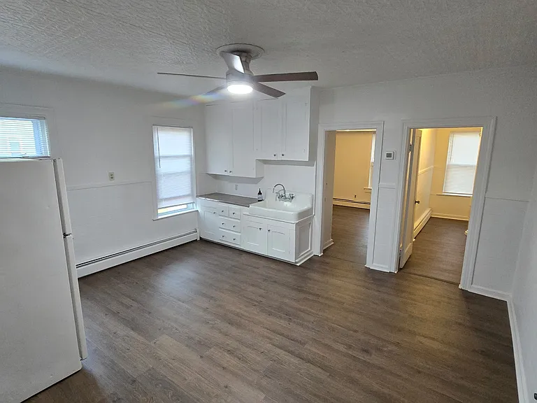 115 6th Ave #1B — Photo 1