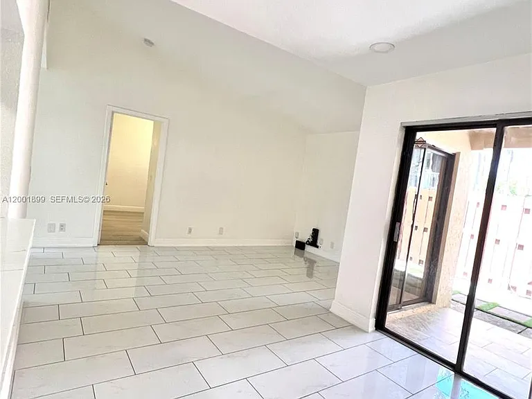 6109 NW 171st St — Photo 10
