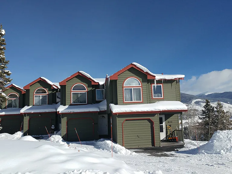 152 Fawn Ct — Photo 1