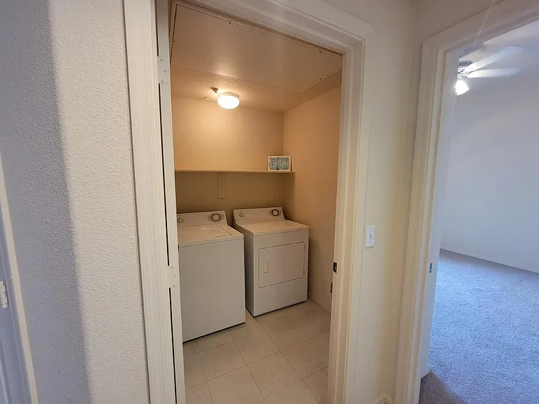 Sonoma Landing — Photo 34