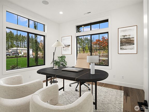 4th image of 15422 154th Avenue NE