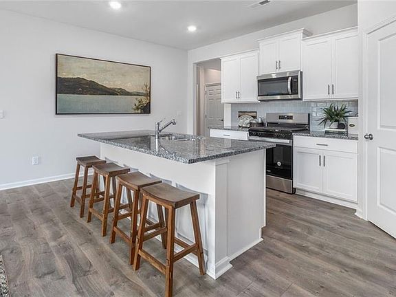 7th image of this home