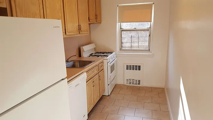 Rented by The Coop Connection LLC | media 4