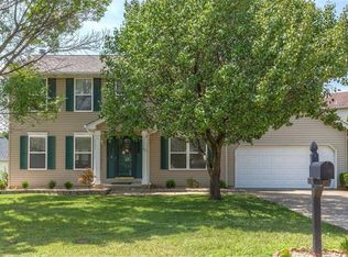 251 Alexandria Dr, Saint Charles, MO