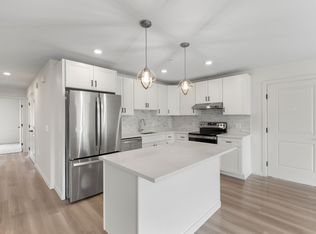 12-15 Myrtle St #11, Mount Sinai, NY 11766