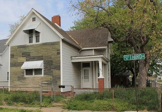 1st image of 1205 N 3rd Ave