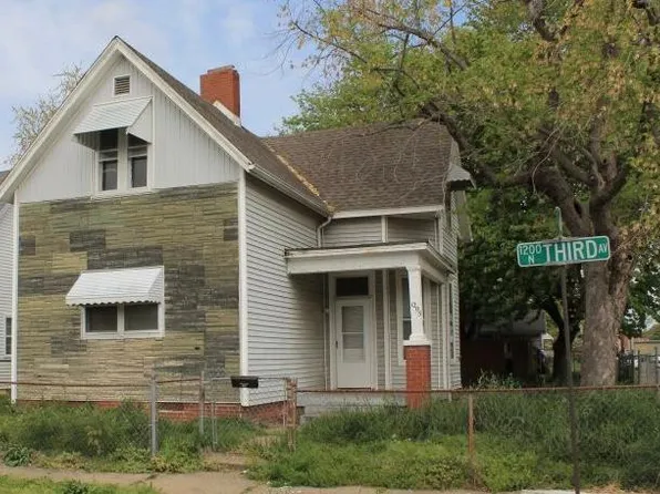 1205 N 3rd Ave, Evansville, IN 47710