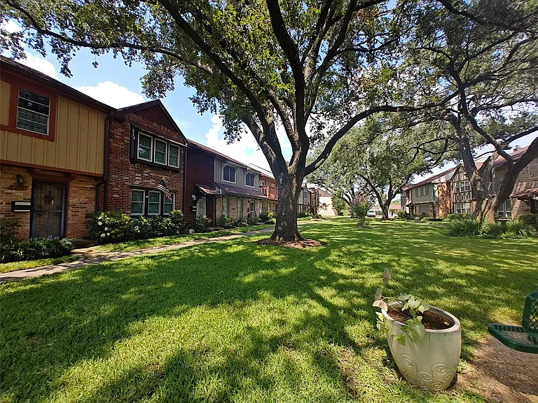 2252 Shadowdale Dr #362 — Photo 21