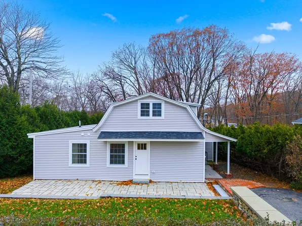 30 Davenport St, Worcester, MA 01610