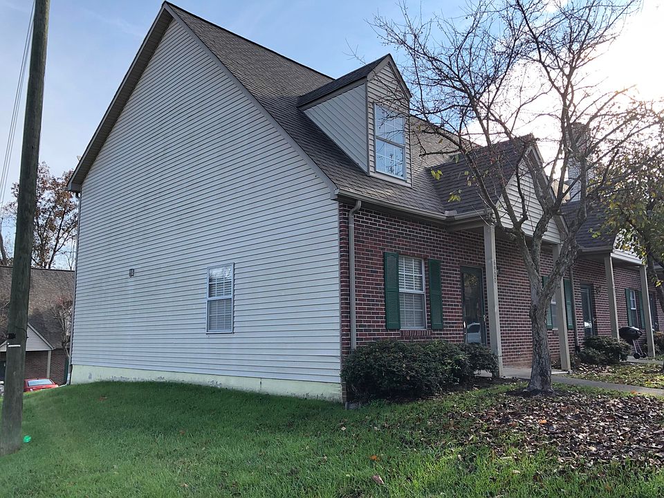 1st image of 6900 Kings Crossing Way