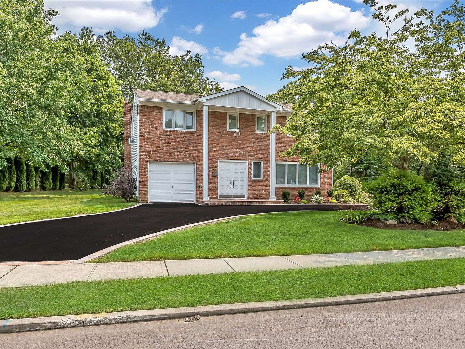 57 Beatrice Lane Old Bethpage NY 11804 Zillow