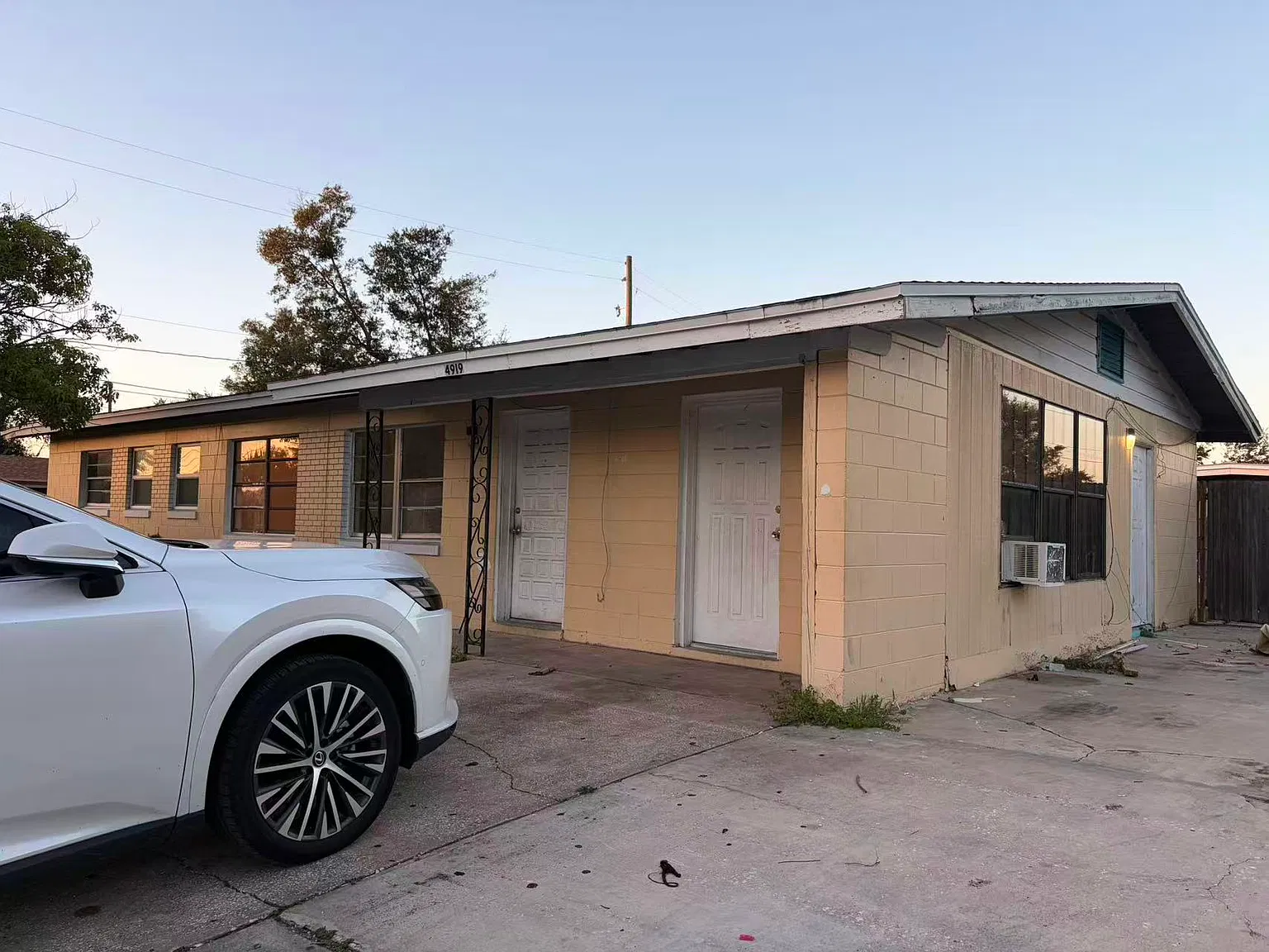 4 bed, 1435 sqft, $2,500 — Photo 4