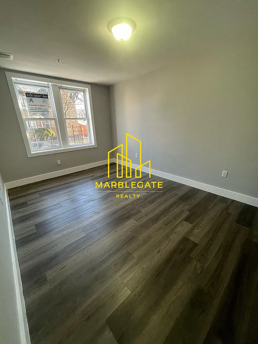 2 bed, 850 sqft, $1,800 — Photo 4