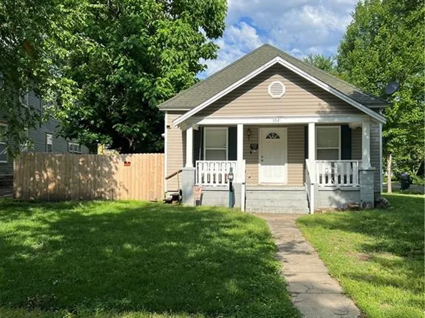 102 S Olive St, Pittsburg, KS 66762