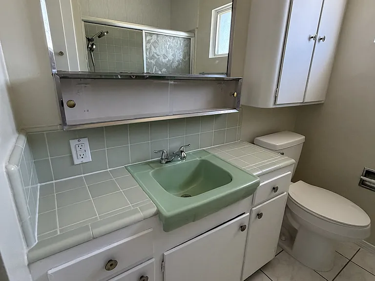 1433 E Larkwood St — Photo 22