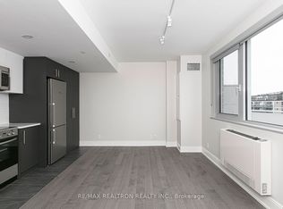 11 Walmer Rd #203, Toronto, ON M5R 2W9