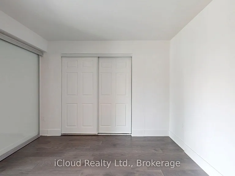 955 Bay St #2818 — Photo 16