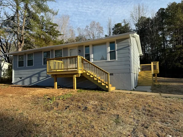 15075 Campbells Mill Dr, Woodford, VA 22580