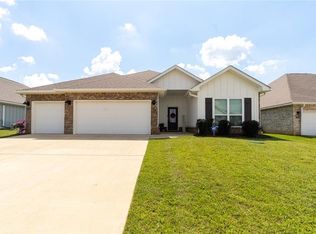 10439 Heritance Rd, Mobile, AL 36608