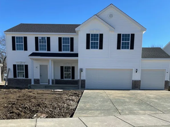 28 Levanno Dr, Crown Point, IN 46307