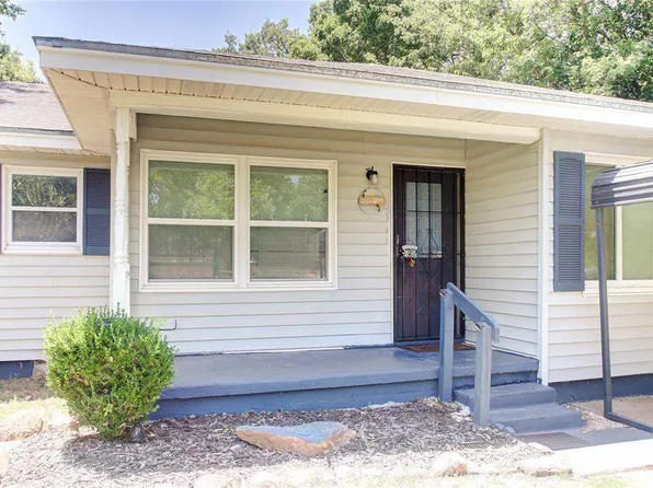 3118 NW Kinyon Ave, Lawton, OK 73505