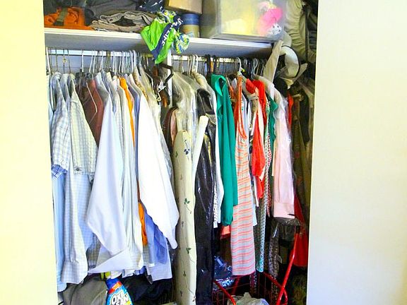 5th image of 300 E 33rd St APT 17M