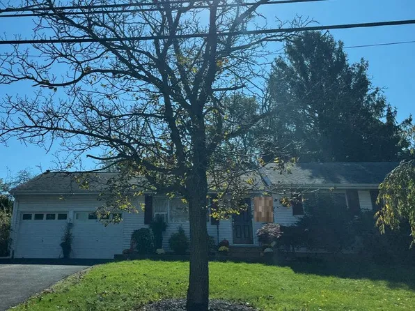 63 Bethany Rd, Holmdel, NJ 07733