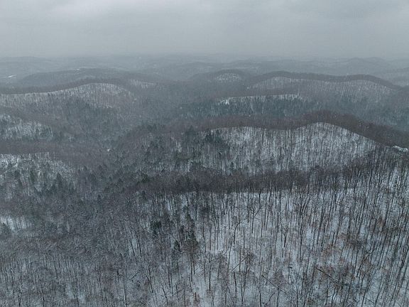 5th image of 3592 Perry Ridge Rd