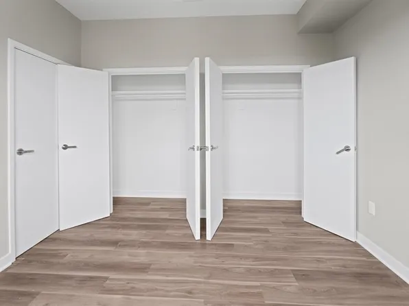 475 Communipaw Avenue image 16 of 37