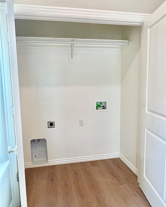 1st image of 25 Cheryl Cir